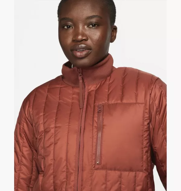 Женская куртка Nike Therma-Fit Tech Pack DQ7745-641 orange